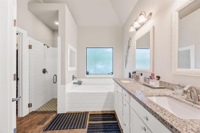 706 Overbrook Drive, Huntsville, TX 77340