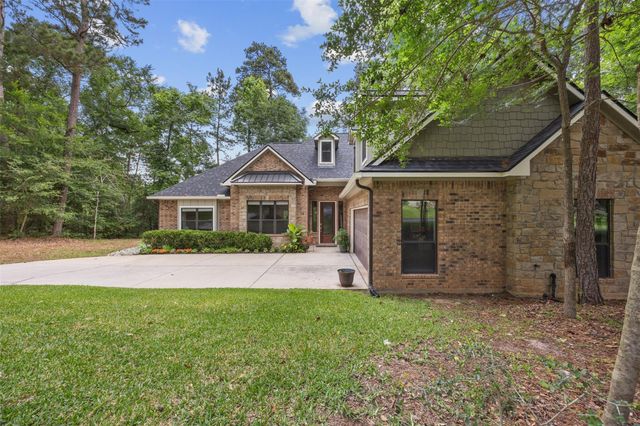 706 Overbrook Drive, Huntsville, TX 77340