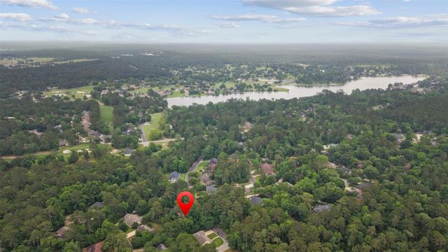 706 Overbrook Drive, Huntsville, TX 77340