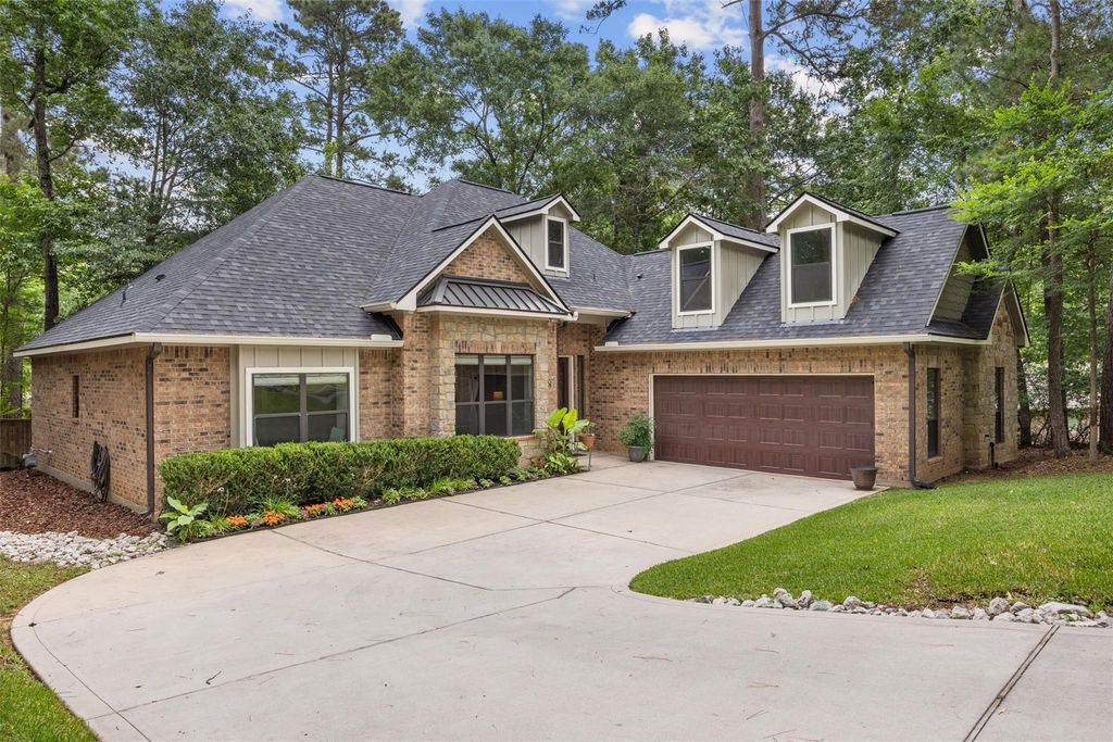 706 Overbrook Drive, Huntsville, TX 77340