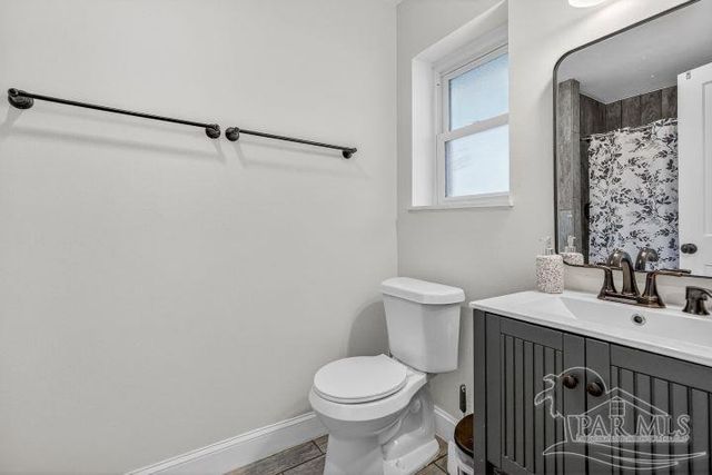 8940 Indian Ford Rd, Milton, FL 32570