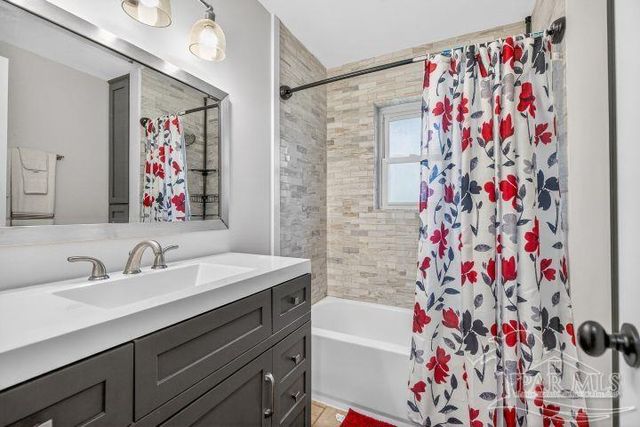 8940 Indian Ford Rd, Milton, FL 32570