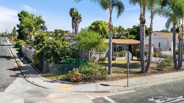 3979 Aragon Dr, San Diego, CA 92115