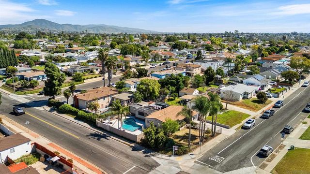 3979 Aragon Dr, San Diego, CA 92115