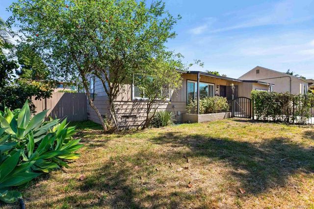 3979 Aragon Dr, San Diego, CA 92115