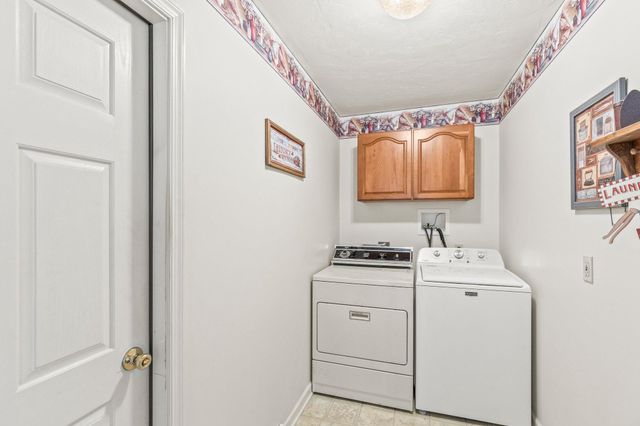 151 OVERVIEW CIR E, Red Lion, PA 17356