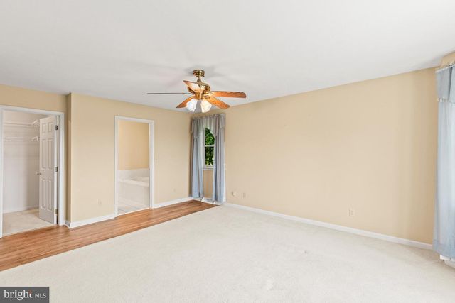 151 OVERVIEW CIR E, Red Lion, PA 17356
