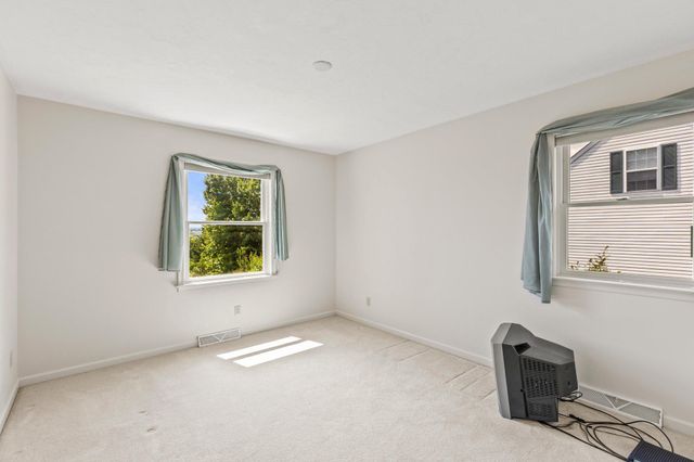 151 OVERVIEW CIR E, Red Lion, PA 17356