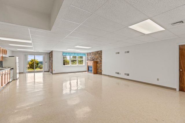 151 OVERVIEW CIR E, Red Lion, PA 17356