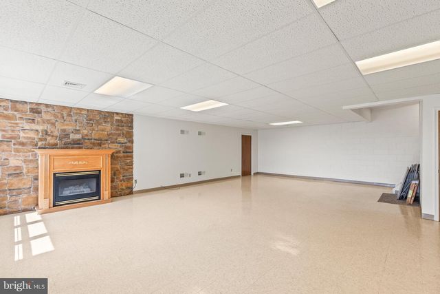 151 OVERVIEW CIR E, Red Lion, PA 17356
