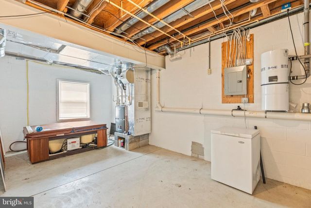 151 OVERVIEW CIR E, Red Lion, PA 17356