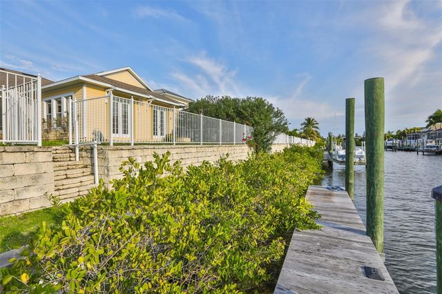 5709 SEA TURTLE PLACE, Apollo Beach, FL 33572