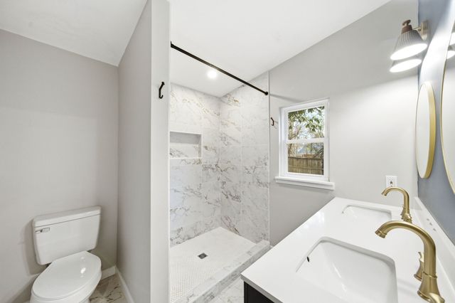 504 N Washington St, Tullahoma, TN 37388