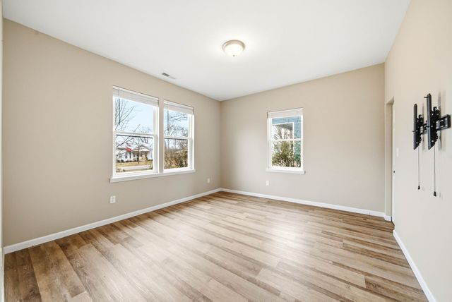 504 N Washington St, Tullahoma, TN 37388