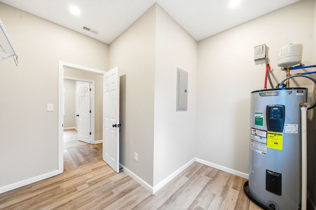 504 N Washington St, Tullahoma, TN 37388