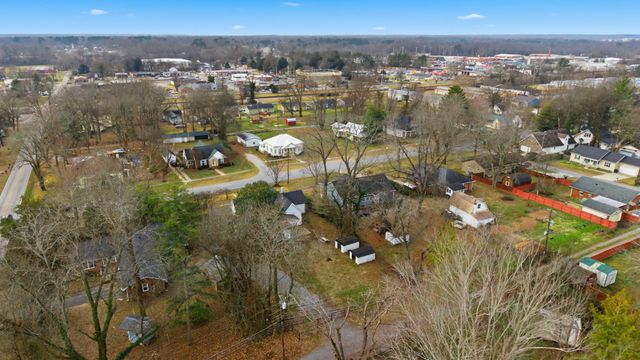 504 N Washington St, Tullahoma, TN 37388