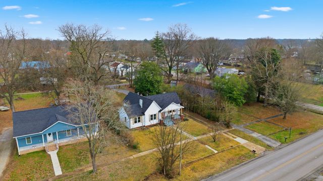 504 N Washington St, Tullahoma, TN 37388