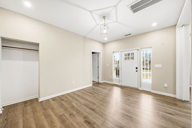 504 N Washington St, Tullahoma, TN 37388