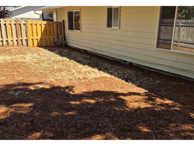 1833 Ne BARBERRY Dr, Hillsboro, OR 97124