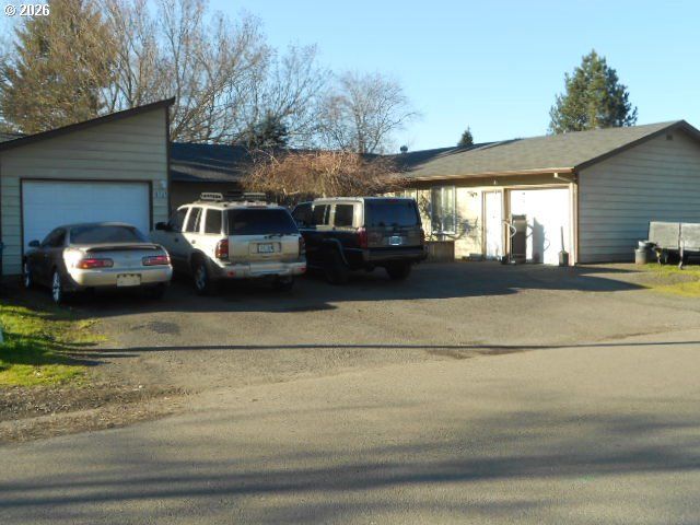 1833 Ne BARBERRY Dr, Hillsboro, OR 97124