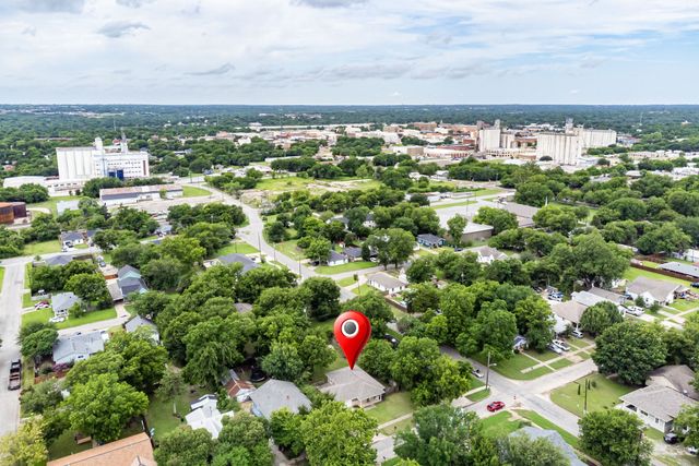 604 S Maxey Street, Sherman, TX 75090