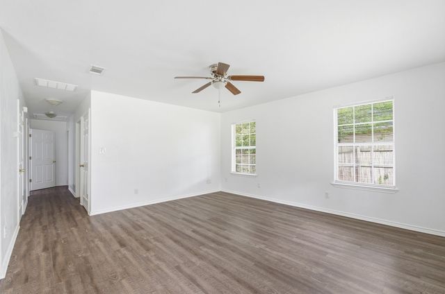 604 S Maxey Street, Sherman, TX 75090