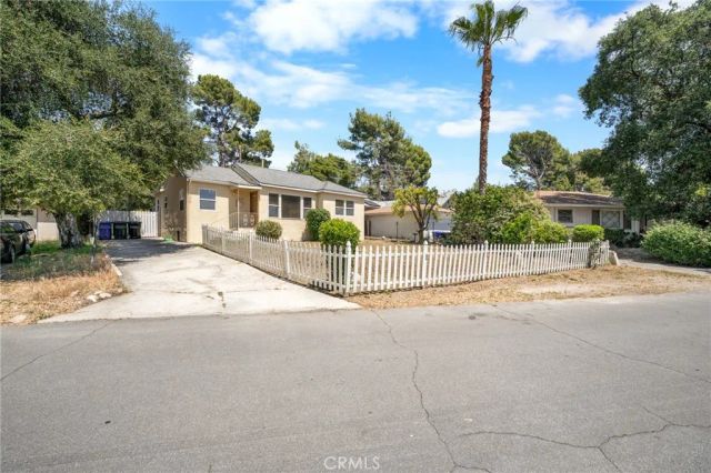 2637 Mayfield, La Crescenta, CA 91214
