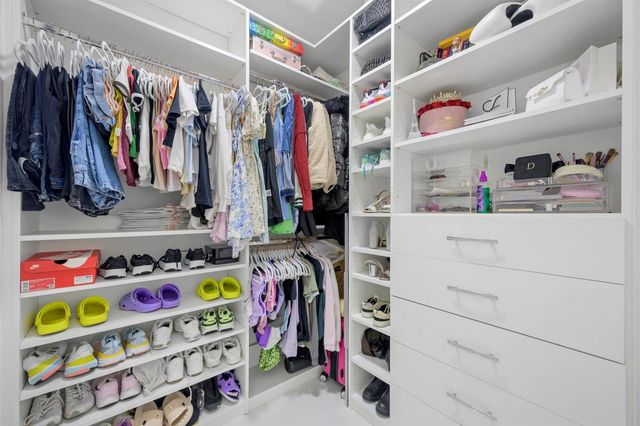 11350 NW 8th Street, Plantation, FL 33325