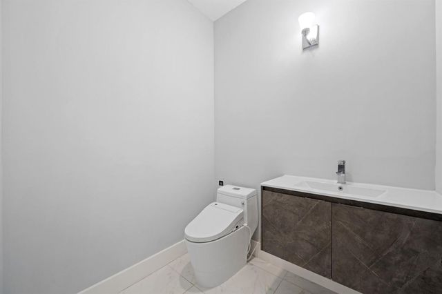 11350 NW 8th Street, Plantation, FL 33325