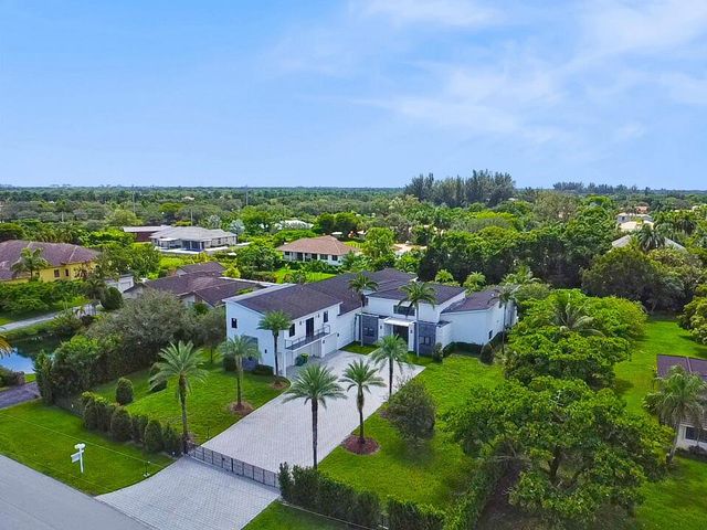 11350 NW 8th Street, Plantation, FL 33325