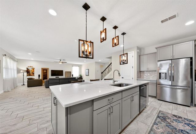 17507 LAGODA LANE, Orlando, FL 32820