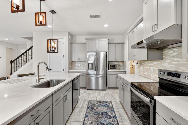 17507 LAGODA LANE, Orlando, FL 32820