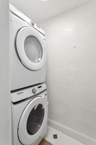 1530 NW 18th Court, Fort Lauderdale, FL 33311