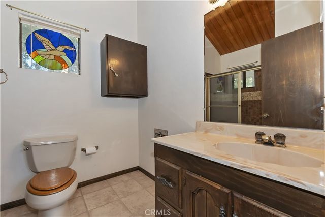 688 Arth Drive, Crestline, CA 92325