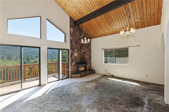 688 Arth Drive, Crestline, CA 92325