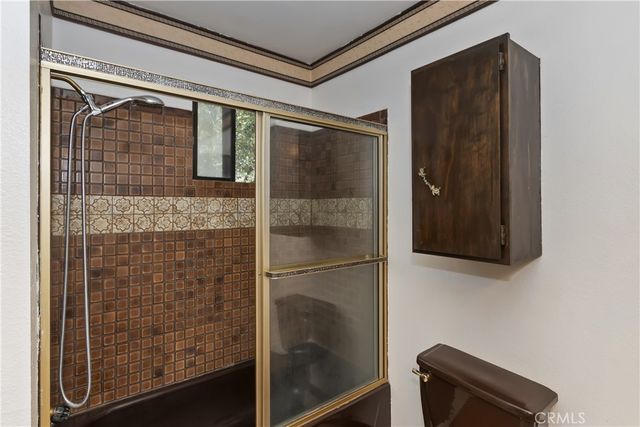 688 Arth Drive, Crestline, CA 92325