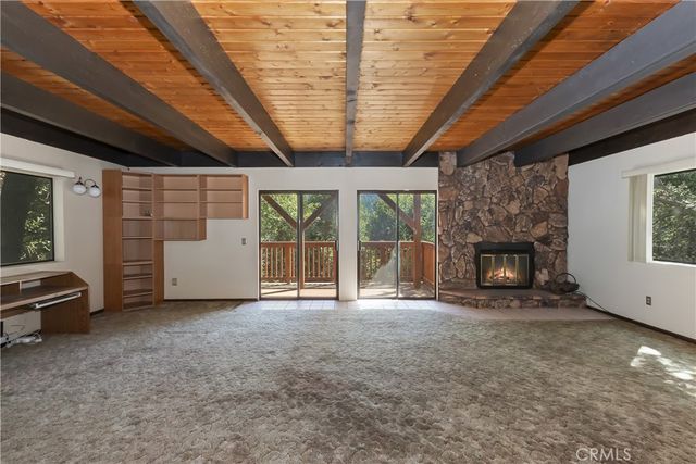 688 Arth Drive, Crestline, CA 92325