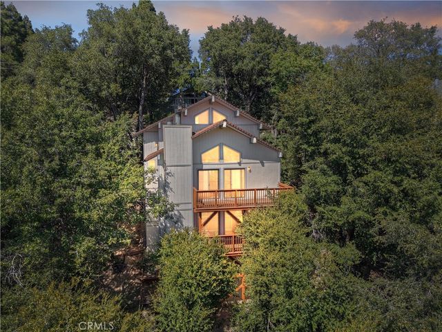 688 Arth Drive, Crestline, CA 92325