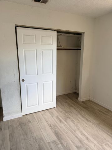 158 E Grant Line Rd, Tracy, CA 95376