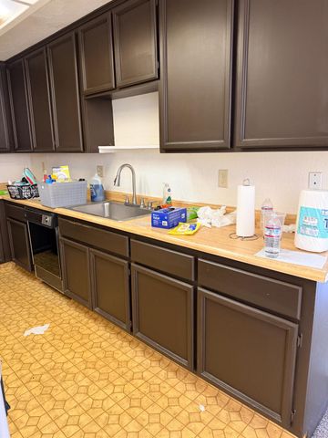 158 E Grant Line Rd, Tracy, CA 95376