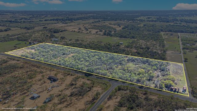 7620 Smith, Somerset, TX 78069