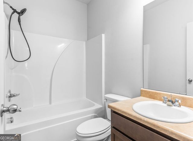 1061 Blind Brook Circle, Hoschton, GA 30548