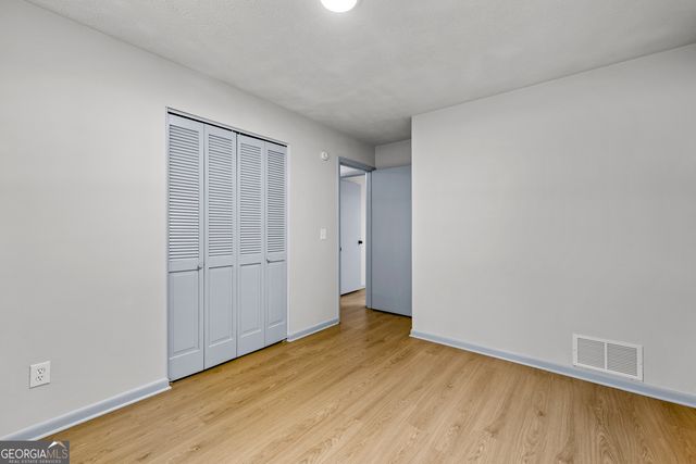 210 Hearthstone Drive, Lagrange, GA 30241