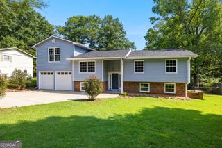 210 Hearthstone Drive, Lagrange, GA 30241