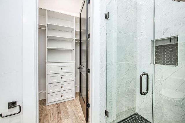 2329 E Putter Way, Fresno, CA 93730