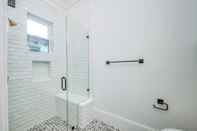 2329 E Putter Way, Fresno, CA 93730