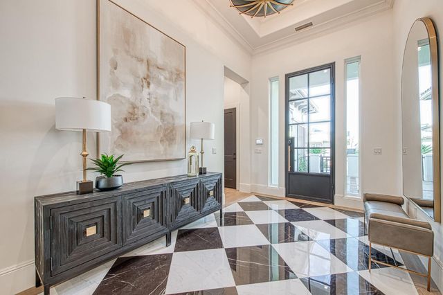 2329 E Putter Way, Fresno, CA 93730