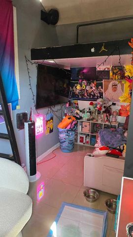 6221 S WOLCOTT Avenue, Chicago, IL 60636