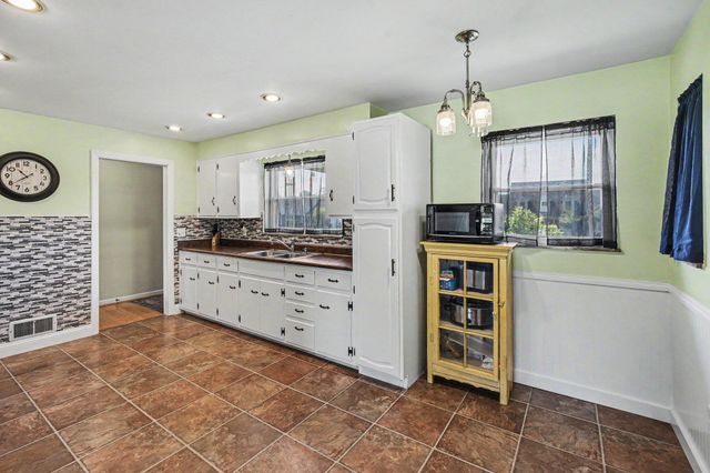 34 Lacresta Drive, Florence, KY 41042
