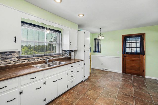 34 Lacresta Drive, Florence, KY 41042